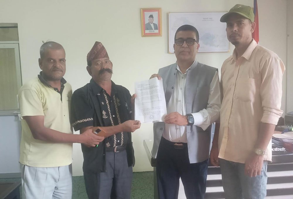 आरक्षपीडित परिवारको पुनर्स्थापना गर्न माग